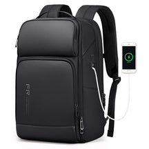 Mochila Masculina Impermeável Para Viagem com Porta USB